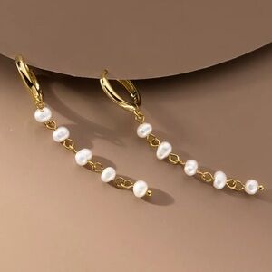 Anthropologie Gold Freshwater Pearl Earrings